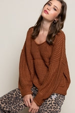 Rust V-NK Sweater Front pouch