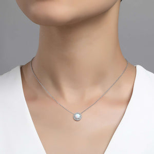 Classic Halo Pendant Necklace18